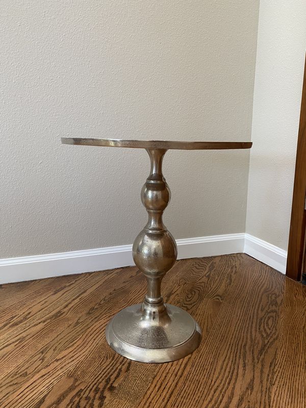 Silver Metal Round Pedestal Side Table for Sale in Kirkland, WA OfferUp