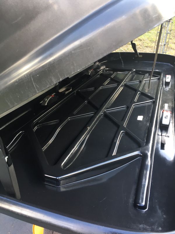 thule cargo box evolution
