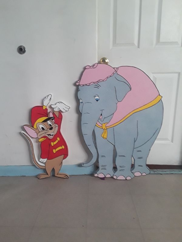 dumbo and mom figurine