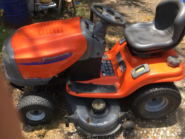 Husqvarna yth 2148 riding lawn mower for Sale in BROOKSIDE VL, TX - OfferUp