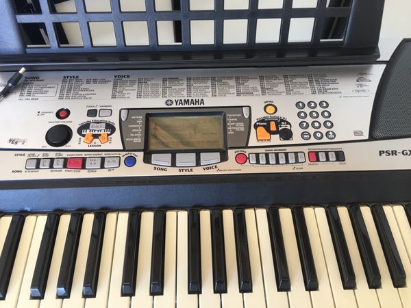 Used Yamaha psr gx76 keyboard With Bass boost 2 way speaker system with used-yamaha-psr-gx76-keyboard-with-bass-boost-2-way-speaker-system-with