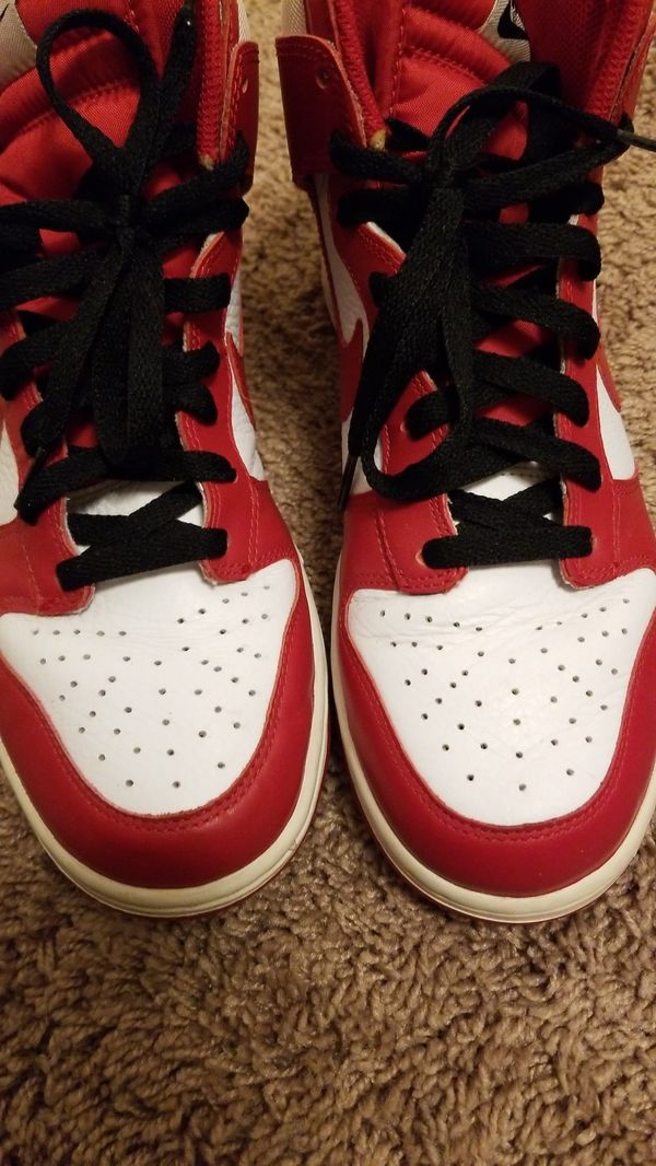 dunks shoes red and white