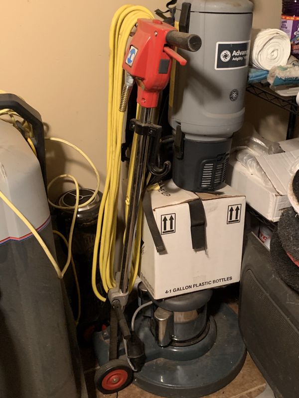 floor buffer with vacuum attachment