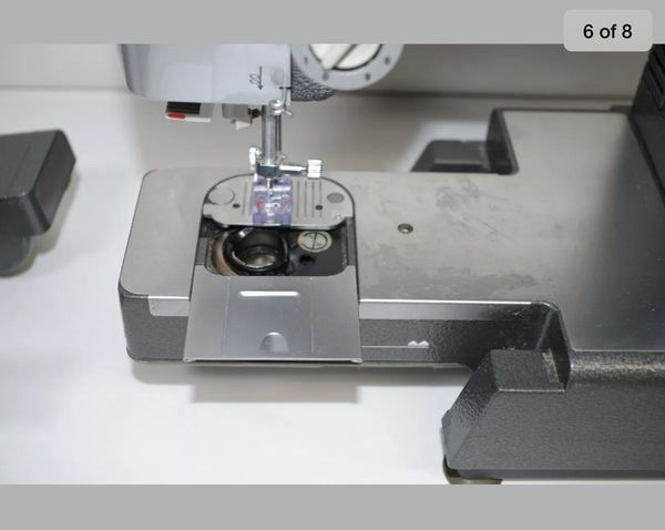Singer CG-590 C Commercial Mechanical Sewing Machine Professional for