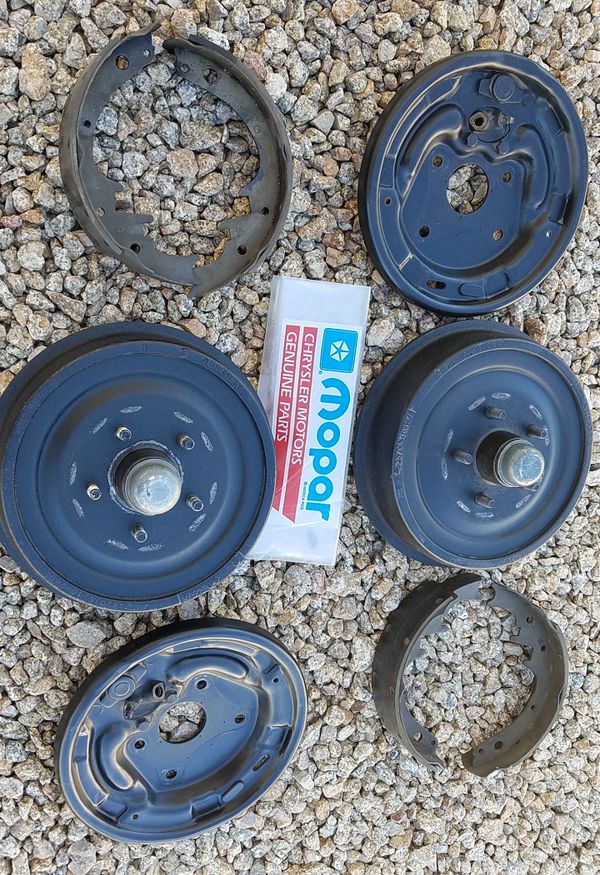 Mopar 6572 ABody 5 lug on 4" BC Front 10 inch Century brand Brake