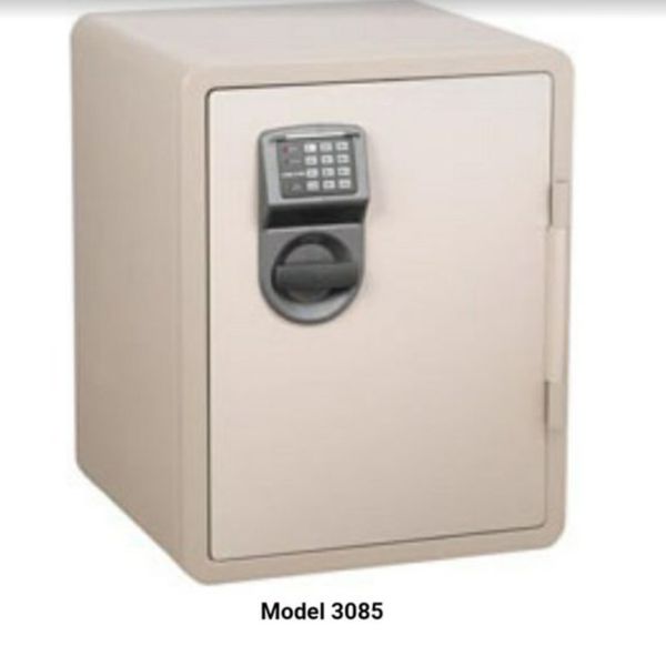 Fire Fyter Model FF3085 HEAVY DUTY SAFE for Sale in Seattle, WA OfferUp