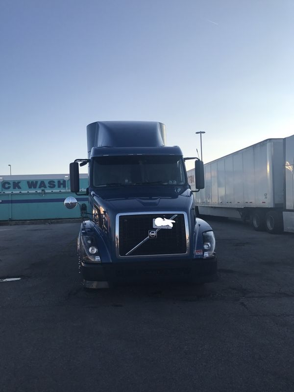 Volvo semi truck for sale for Sale in Las Vegas, NV OfferUp