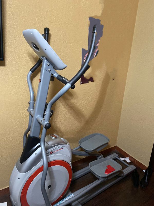 420 schwinn elliptical new for Sale in Humble, TX OfferUp