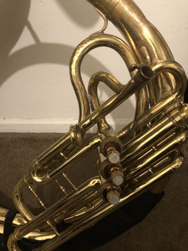20k conn gold sousaphone short action BBb for Sale in Norfolk, VA OfferUp