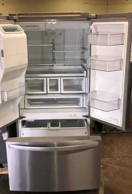 Brand New Whirlpool French Door Refrigerator (ModelWRF767SDHZ) GO for