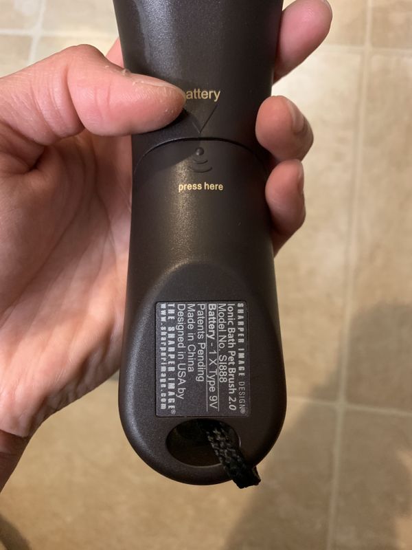 Sharper Image Ionic Bath Pet Brush 2.0 for Sale in Redwood City, CA