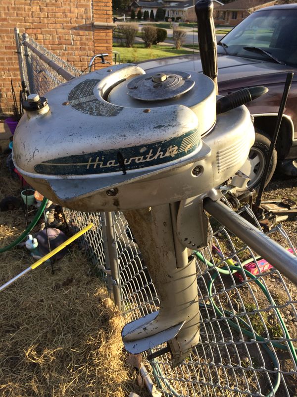 Hiawatha 3 hp outboard motor for Sale in Hickory Hills, IL OfferUp
