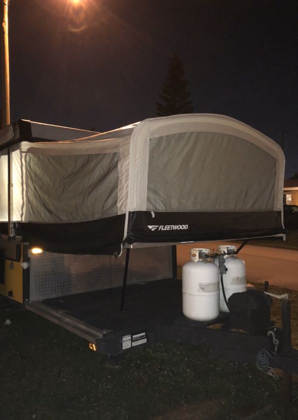 2007 Fleetwood Evolution E3 off road pop up camper for Sale in Fort