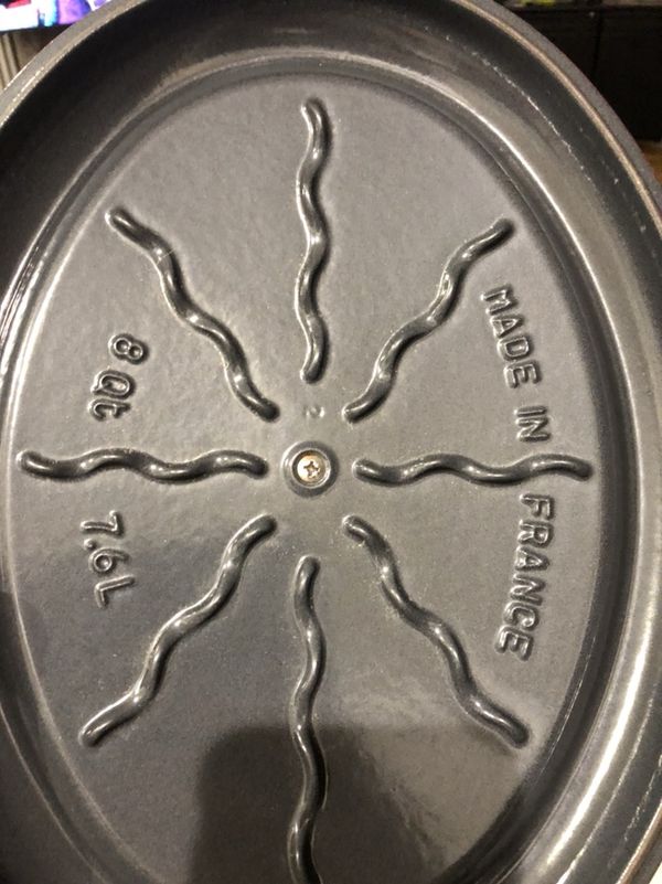 Kirkland Signature 8QT Cast Iron Dutch oven & 6.5 Qt Round Enameled