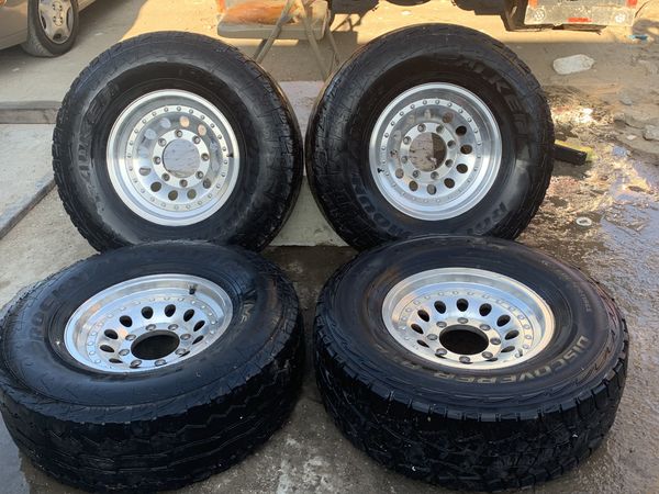 285/75/16 for f250 -f350 or chevy 2500 for Sale in Los Angeles, CA ...