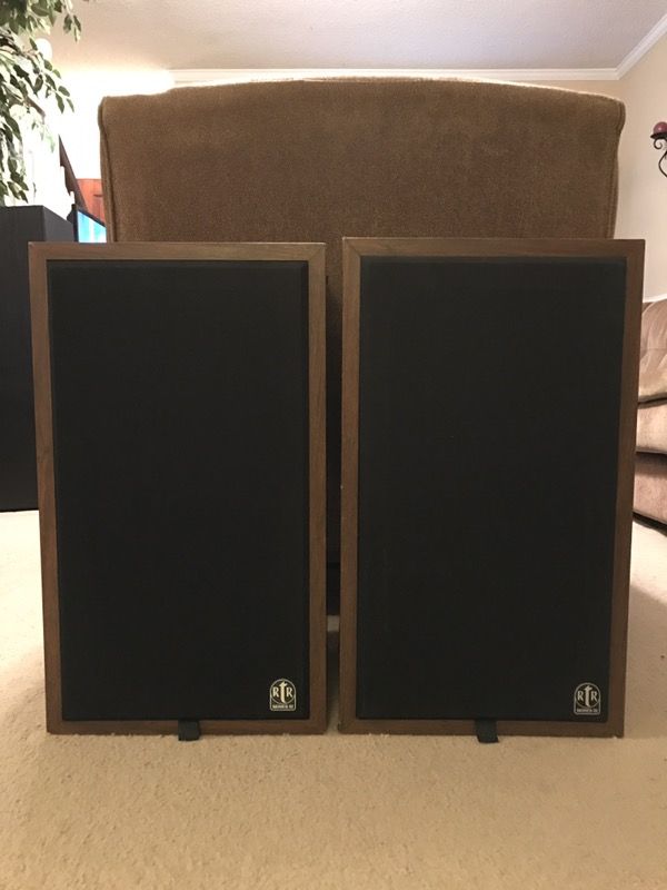 Vintage RtR Series III Speakers for Sale in Greensboro, NC OfferUp