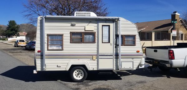 15 foot used travel trailer