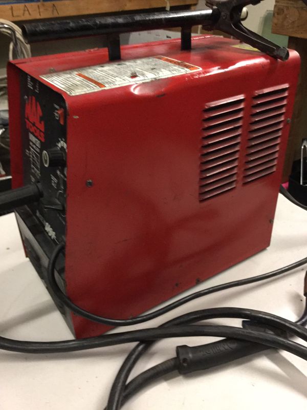 MacTools Mig Welder - MW130 for Sale in Lancaster, CA - OfferUp