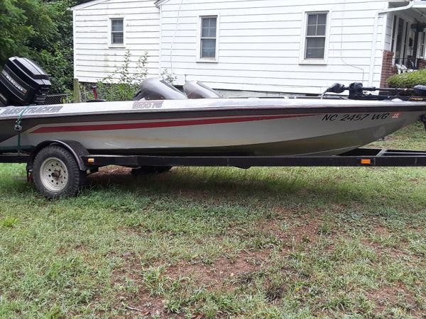 1988 bass tracker 18 foot tournament 150 hp mercury for Sale in Winston ...