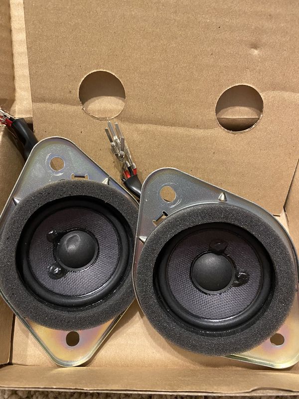 Speakers form a 2020 Toyota Tundra DBL cab for Sale in Tigard, OR - OfferUp