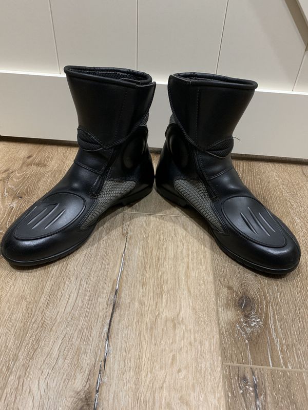 BMW Airflow motorcycle riding boots ~ women’s size 9 for Sale in ...