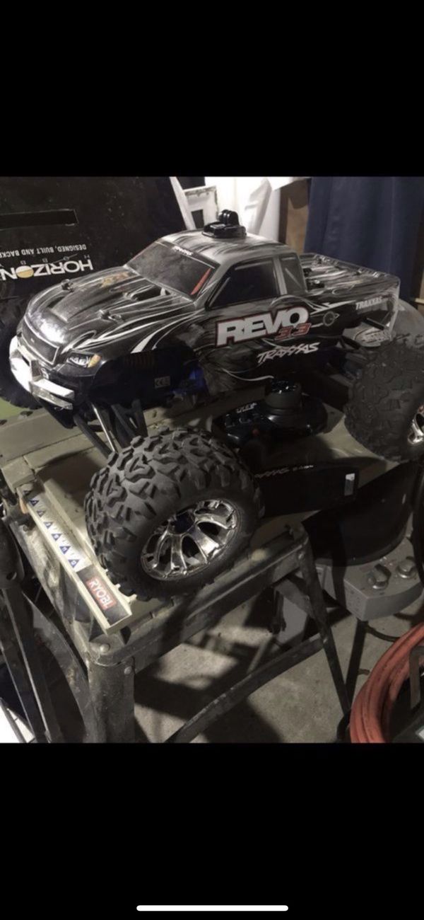 traxxas revo 3.3 remote control