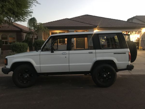 Isuzu trooper 1987