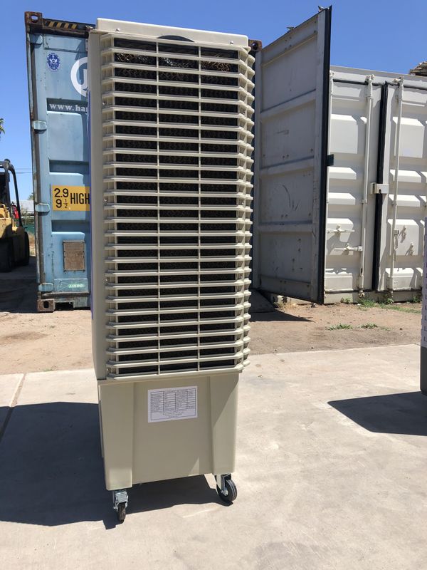 Portable evaporative cooler/swamp cooler 5000cfm for Sale in Mesa, AZ