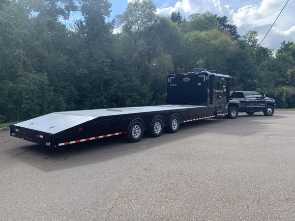 Custom Jeep Offroad Trailer Toy Hauler All Aluminum for Sale in Joliet ...