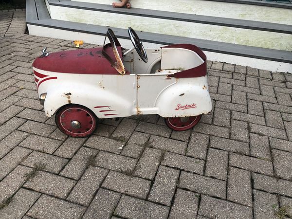 starbucks pedal car