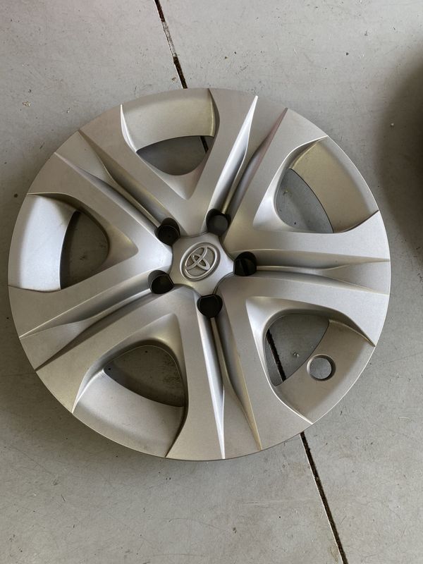 Toyota RAV4 wheel covers SUPER CHEAP!! for Sale in Orlando, FL OfferUp