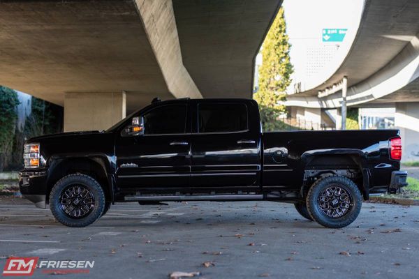 2015 Chevrolet 3500 HD High Country LOADED LOW MILES 4x4 DURAMAX LML ...