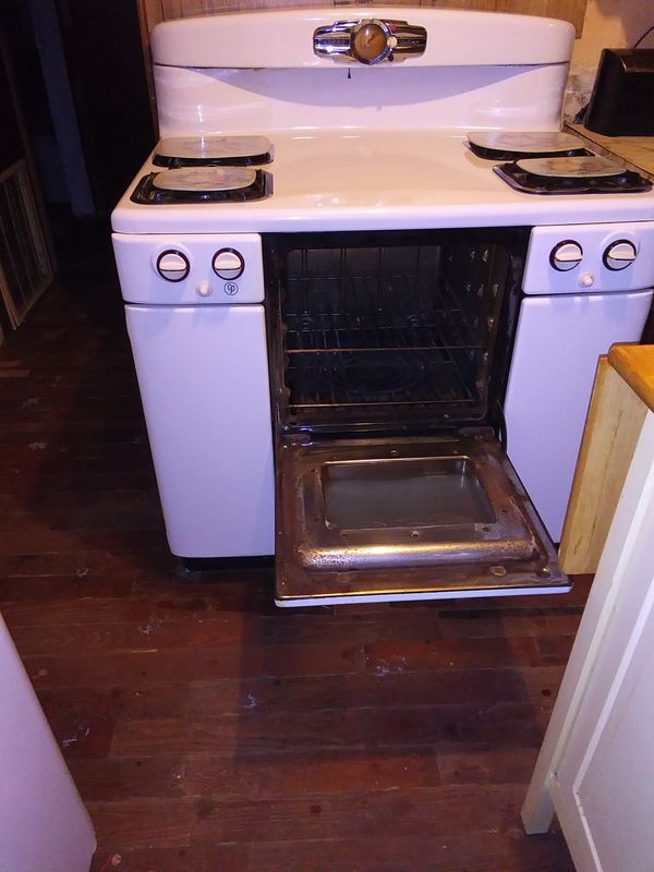1950s vintage tappan deluxe gas stove for Sale in Farris, OK OfferUp