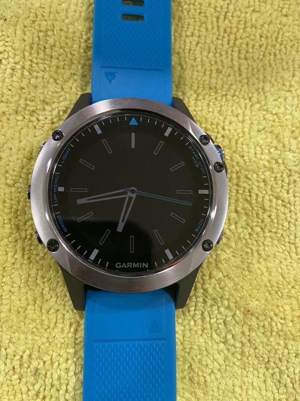 garmin quatix 5 watch