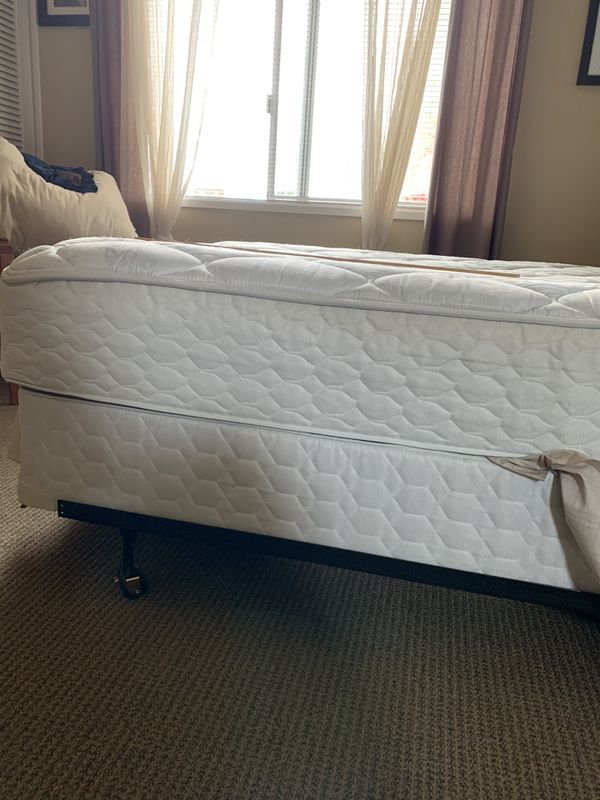 Sealy Posturepedic mattress for Sale in Seattle, WA OfferUp