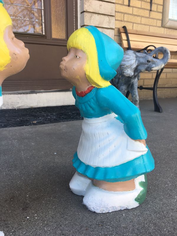 Vintage concrete Dutch boy & girl garden statues for Sale in Posen, IL