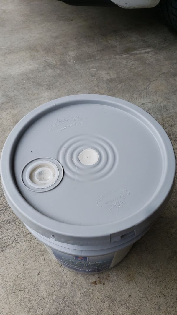 SherwinWilliams bucket of Paint. for Sale in Kirkland, WA OfferUp