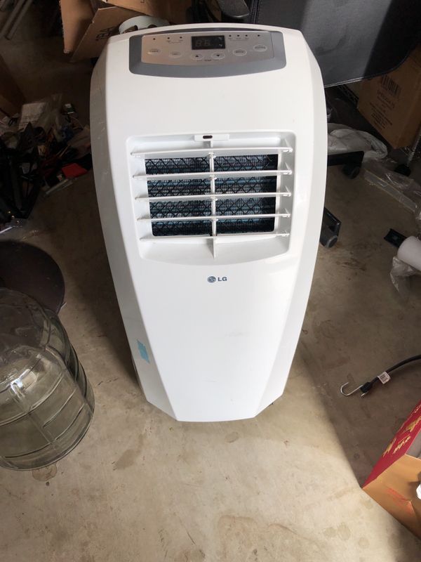 LG portable Air conditioning 10000BTU Model LP1014WNR Used for