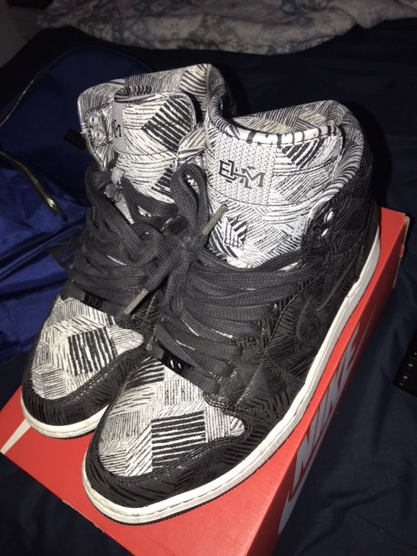 eminem jordan 4 black cat