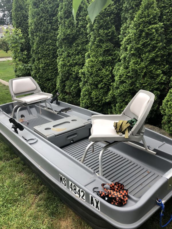 Bass Pro Shops Pond Prowler for Sale in Cranston, RI - OfferUp