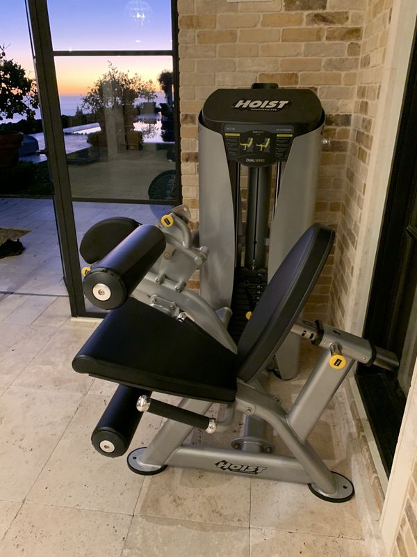 Hoist HD3400 Dual Leg Extension / Leg Curl for Sale in Newport Coast