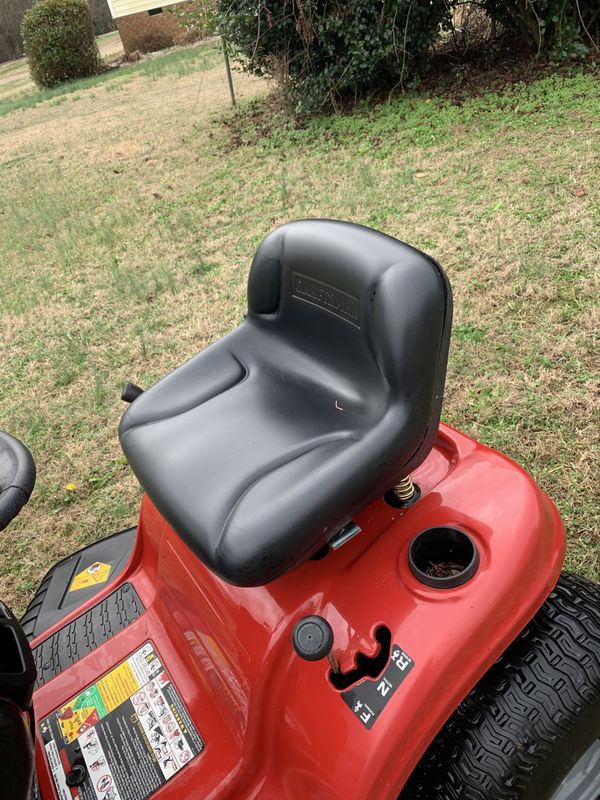 T1200 Series Lawn Tractor Craftsman 42” Automatic 420cc Riding Mower