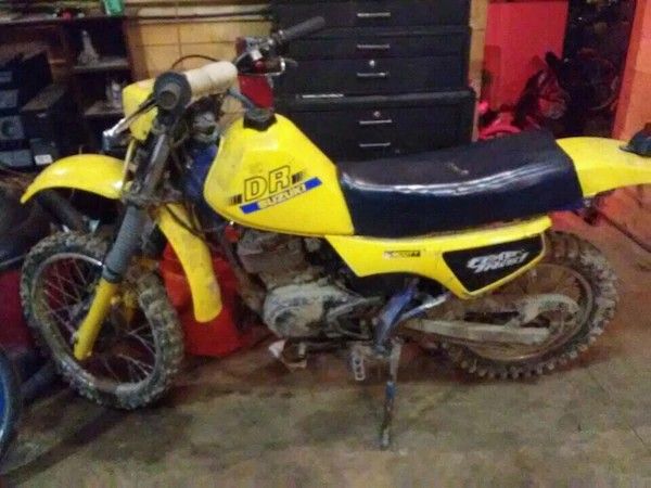 dr 100 dirt bike