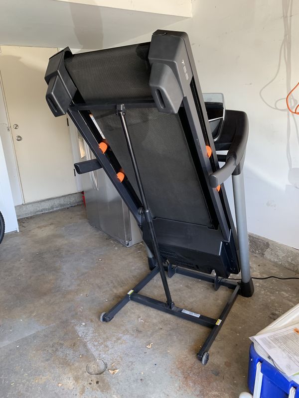 NordicTrack T5.5 Treadmill for Sale in Rossmoor, CA - OfferUp