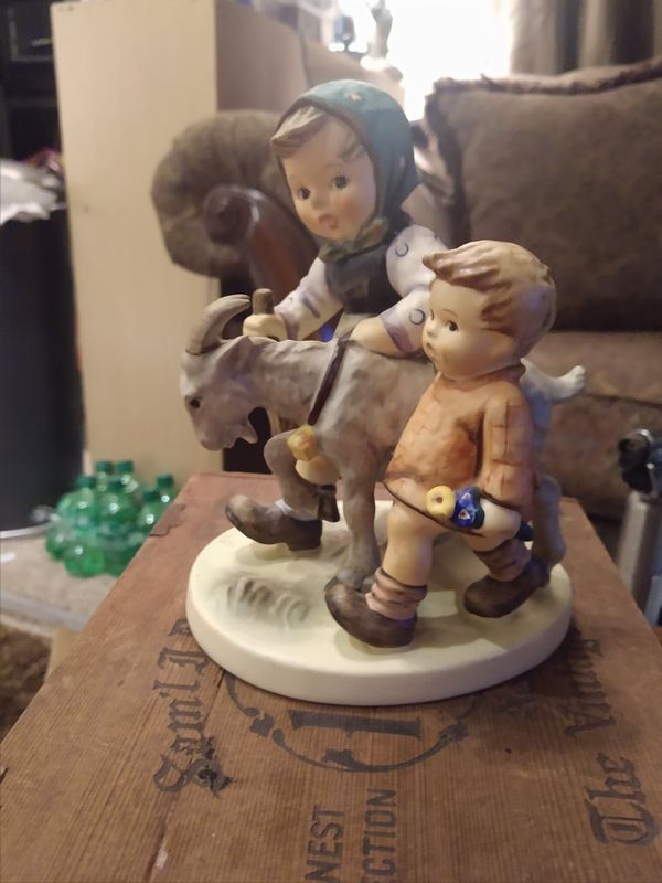 Extra large Goebel Hummels for Sale in Sandy, OR OfferUp