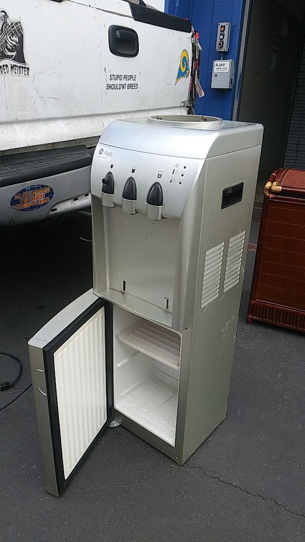 GE profile water cooler & heater & mini fridg for Sale in HUNTINGTN BCH