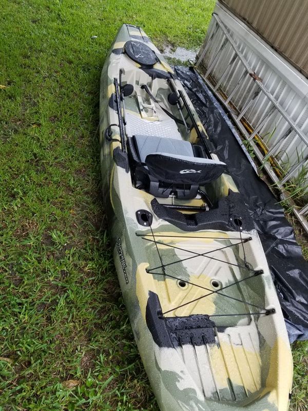 Field and stream shadow caster kayak for Sale in Davie, FL OfferUp
