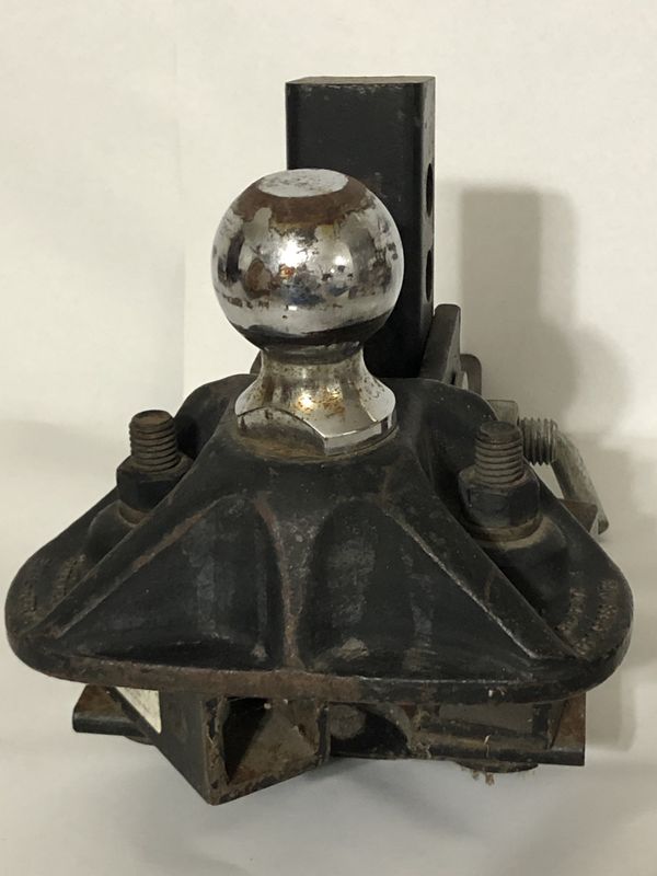 Equalizer AntiSway Hitch w 2 Bars Model 1216 and 14000 Ball RV Hit