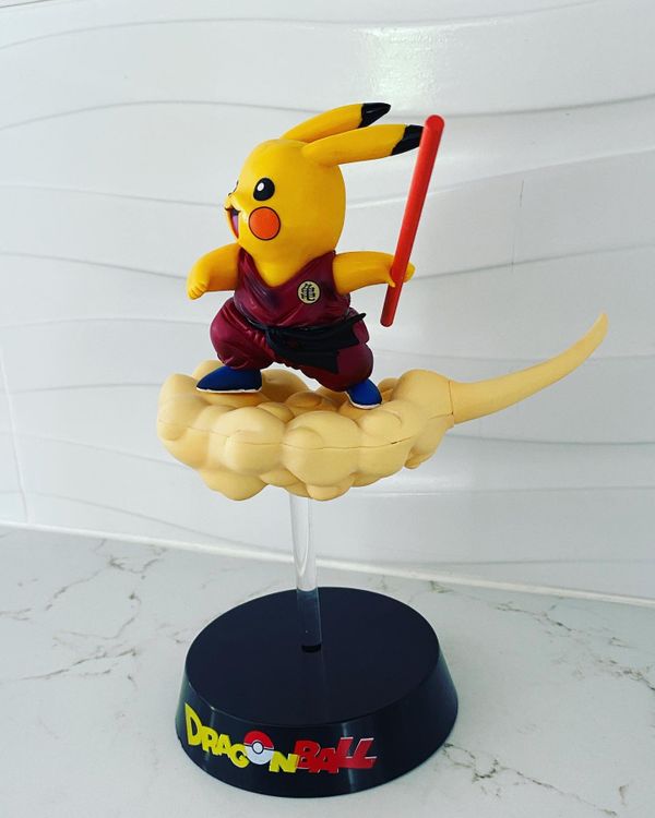 gojo pikachu statue