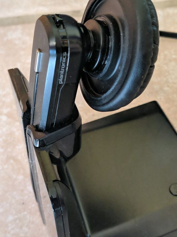 Plantronics C054 Wireless Headset Complete Set Up for Sale in